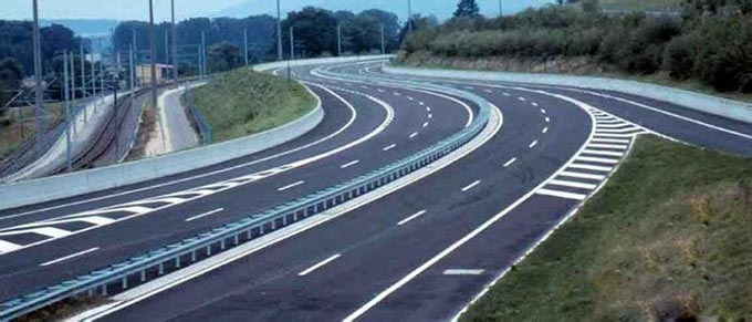 哈爾濱道路劃線，冷漆劃線專業(yè)團隊